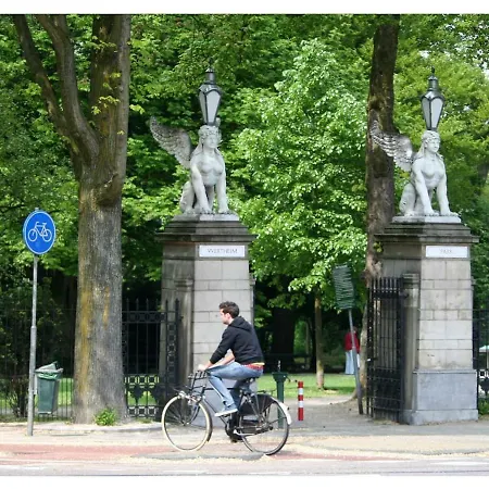 Quiet For 4 At Park In Center Apartamento