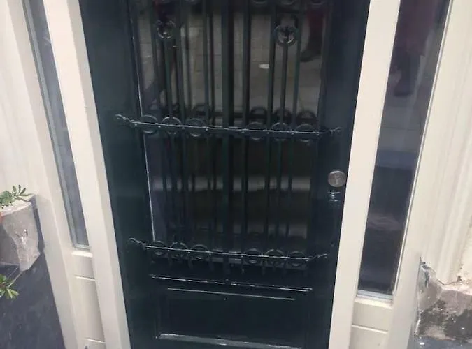 Appartement Quiet For 4 At Park In Center