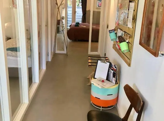 Quiet For 4 At Park In Center Appartement *